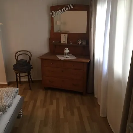 Schlaflokal Old Town House Интерлакен